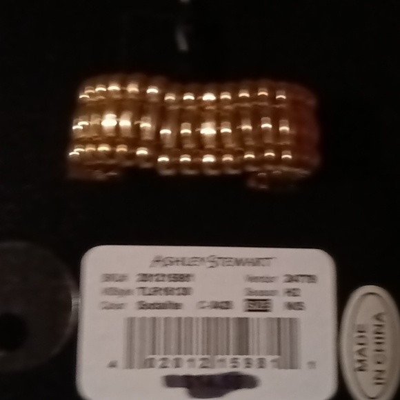 Jewelry - Picture 2 of 2